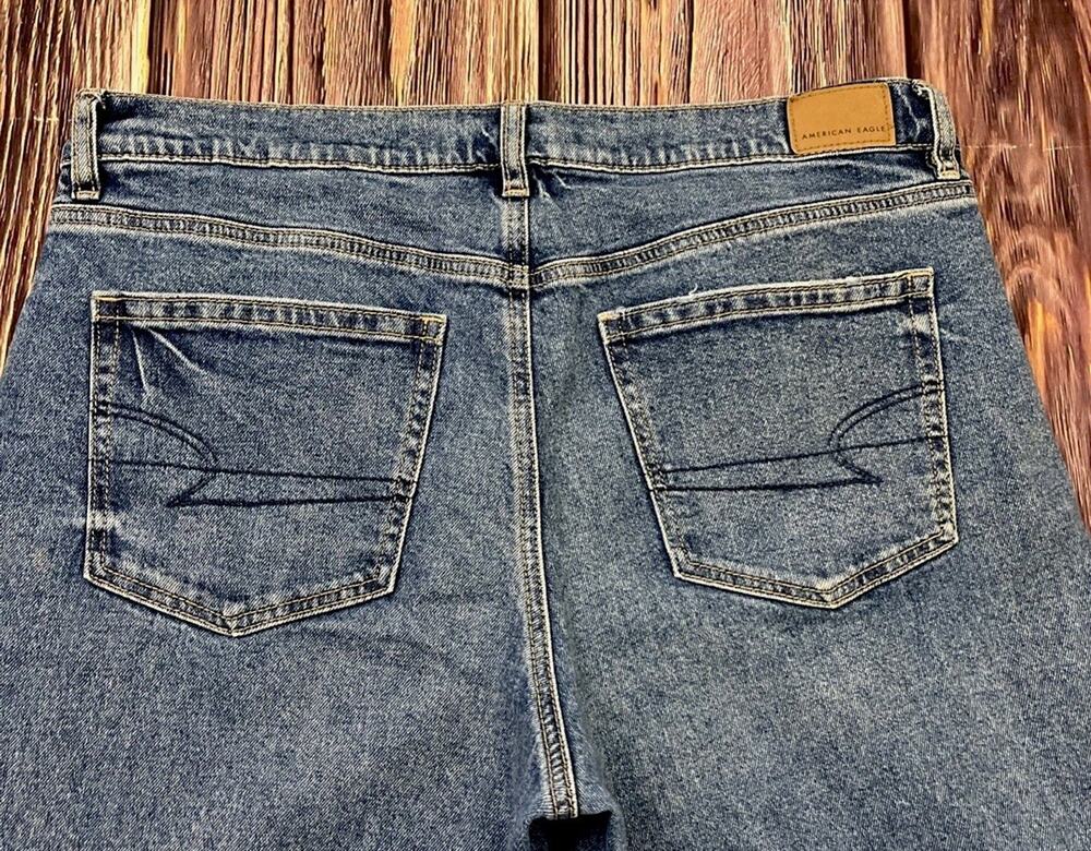 American Eagle Womens Size 12 Short Blue Stovepipe Crop Jeans Stretch